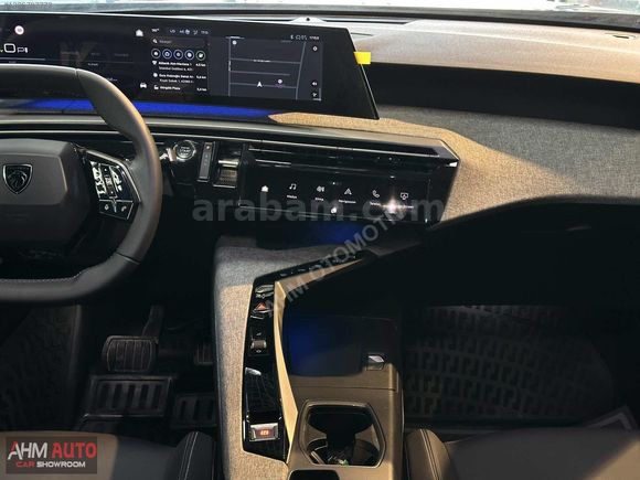 BOYASIZ 2024 MODEL PEUGEOT e-3008 ALLURE CAM TAVAN