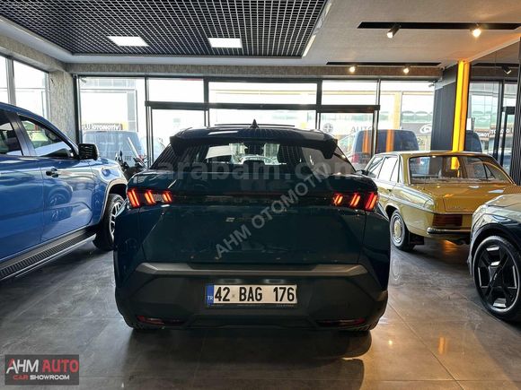 BOYASIZ 2024 MODEL PEUGEOT e-3008 ALLURE CAM TAVAN