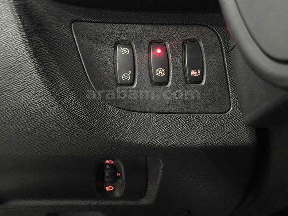 *2018 RENAULT KANGO 1.5DCİ EXCLUSİVE-DİJİTAL KLİMA*HIZ SABİTLEME