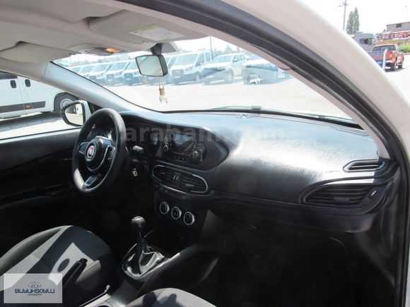 BÜYÜKSOYLU 'DAN 2021 MODEL FIAT EGEA 1.6 MJET EASY 130 HP