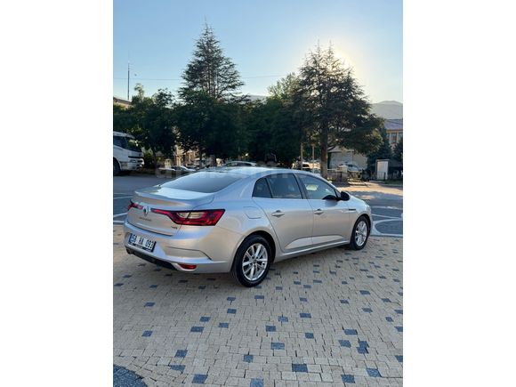 MEMURDAN TEMİZ  MEGANE