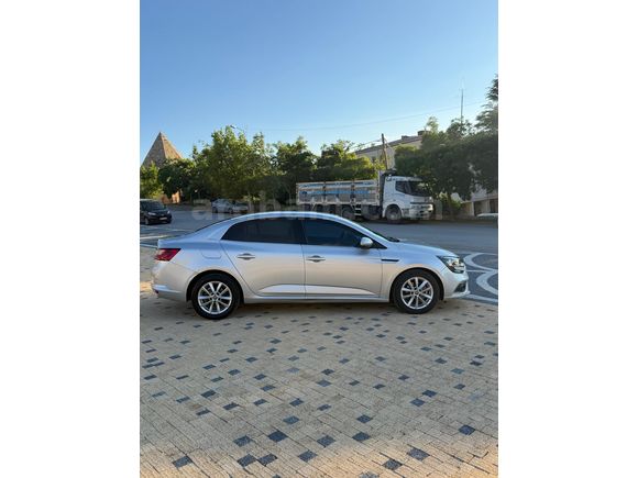 MEMURDAN TEMİZ  MEGANE