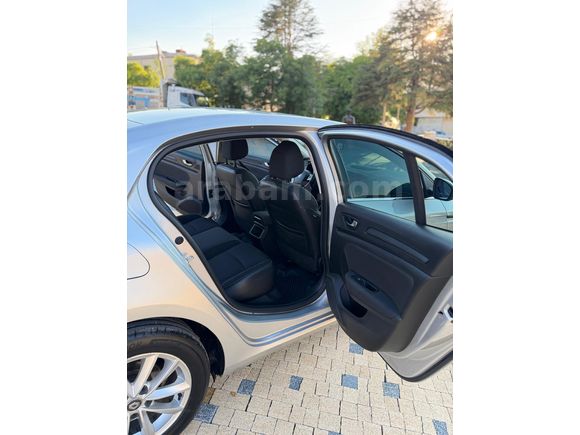 MEMURDAN TEMİZ  MEGANE