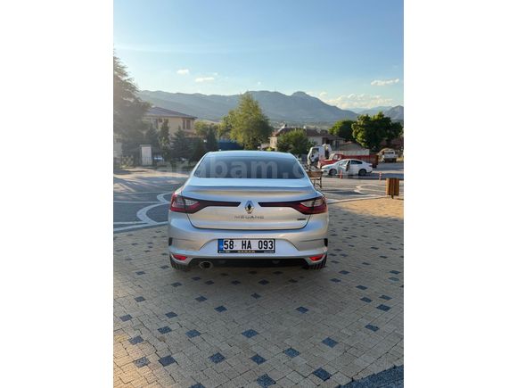MEMURDAN TEMİZ  MEGANE