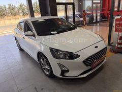 Galeriden Ford Focus 1.5 TDCi Trend X 2021 Model İzmir 181.663 km Beyaz