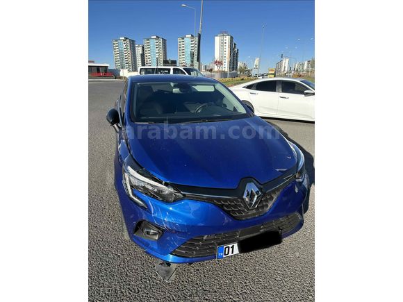 Sahibinden Renault Clio 1.0 TCe Icon 2023 Model 