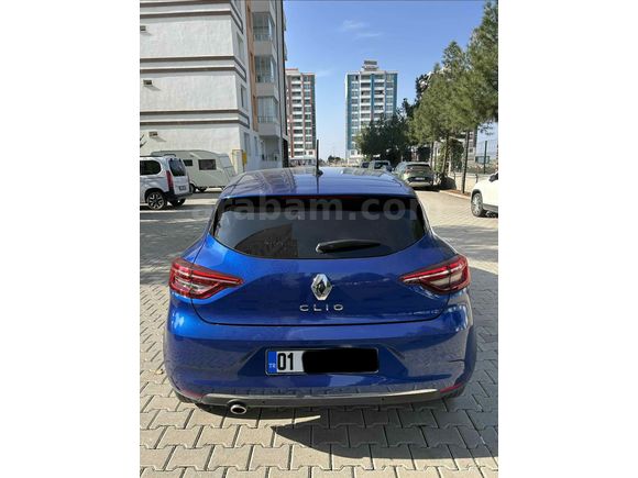 Sahibinden Renault Clio 1.0 TCe Icon 2023 Model 