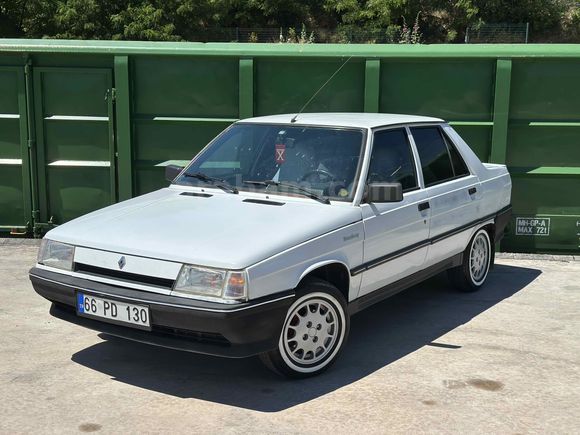 Sahibinden Renault R 9 1.4 Broadway 1993 Model 
