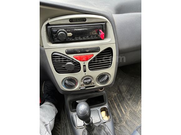 2004 model klimalı 5 kapı masrafsız 