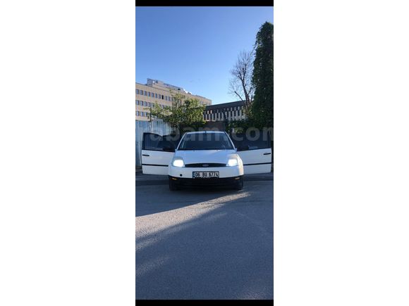 Sahibinden Ford Fiesta 1.4 TDCi Comfort 2005 Model