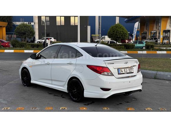 Sahibinden Hyundai Accent Blue 1.4 CVVT Mode 2012 Model 