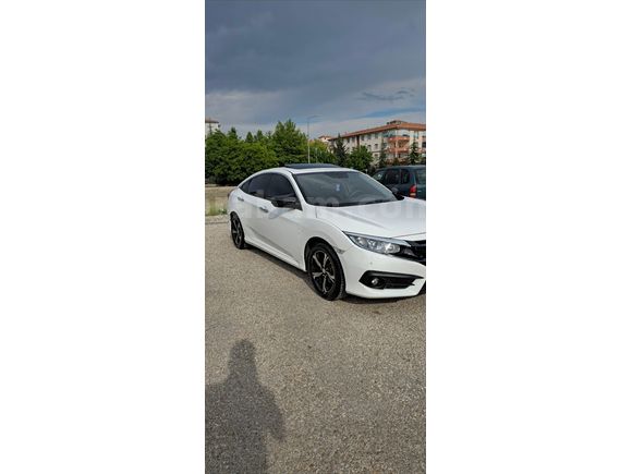 Sahibinden Honda Civic 1.6i VTEC Eco Elegance 2018 Model 