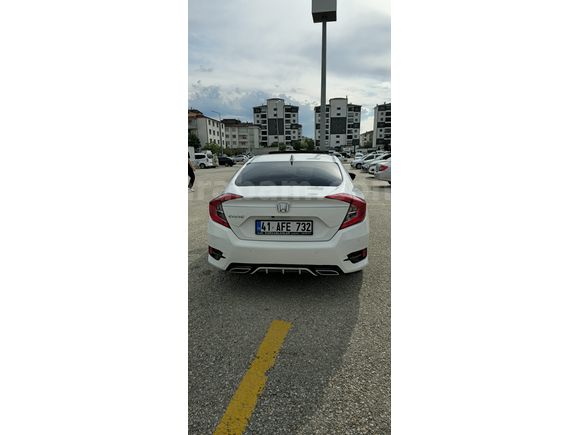 Sahibinden Honda Civic 1.6i VTEC Eco Elegance 2018 Model 