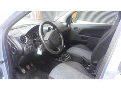 Sahibinden Ford Fiesta 1.4 Comfort 2005 Model 