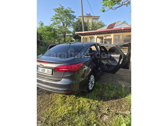 Sahibinden Ford Focus 1.6 TDCi Titanium 2016 Model