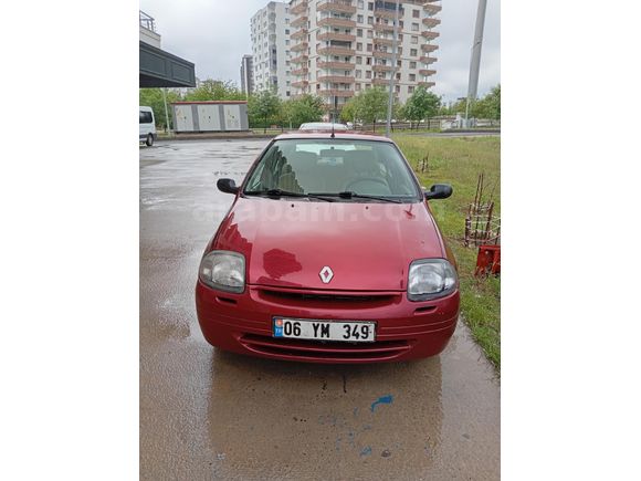 Sahibinden Renault Clio 1.4 RNA 2000 Model