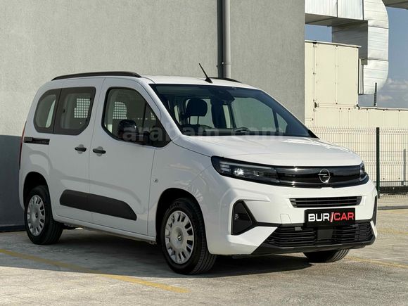 BURCAR'DAN 2025 OPEL COMBO 1.5D ESSENTİAL HATSIZ BOYASIZ %20 KDV