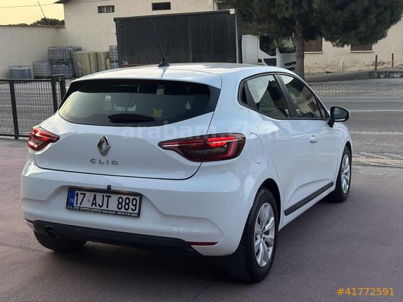2021 OTOMATİK CLİO TOUCH