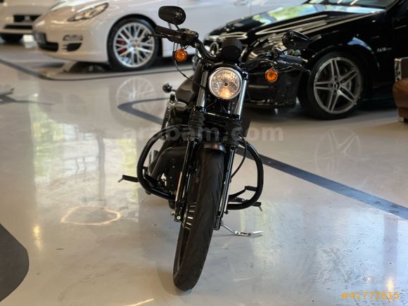 | UNIQ AUTO | 2013 HARLEY DAVIDSON IRON 883 VANCE & HINES EGZOZ