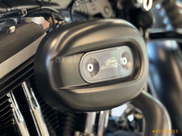| UNIQ AUTO | 2013 HARLEY DAVIDSON IRON 883 VANCE & HINES EGZOZ