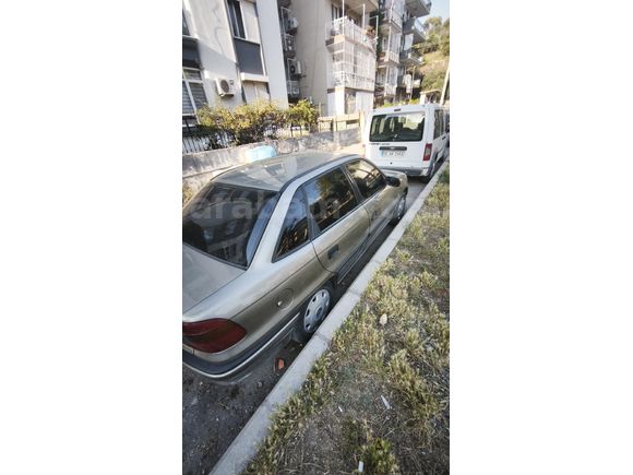 Opel Astra 1.6  16 v  KLİMAlı
