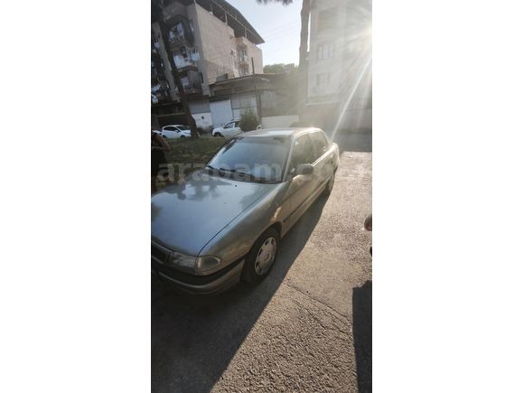 Opel Astra 1.6  16 v  KLİMAlı