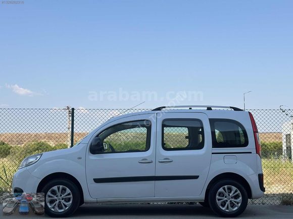 2015 1.5 DİZEL KAZASIZ BOYASIZ KANGO İLK SAHİBİNDEN 90 ilk