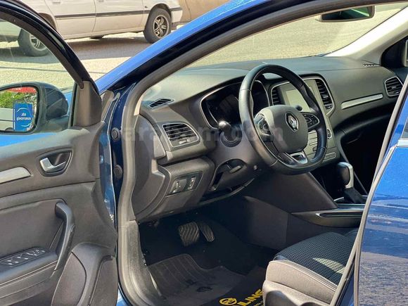 Sahibinden Renault Megane 1.5 Blue DCI Icon 2020 Model 