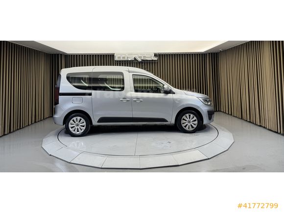 SENETLE ÖDEME 2022 EXPRESS COMBI 1.5 BLUEDCI JOY