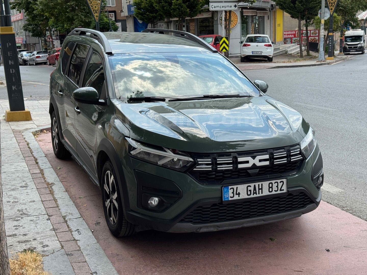 Galeriden Dacia Jogger 1.0 TCe Expression 2022 Model İzmir 167.000 km Yeşil 3