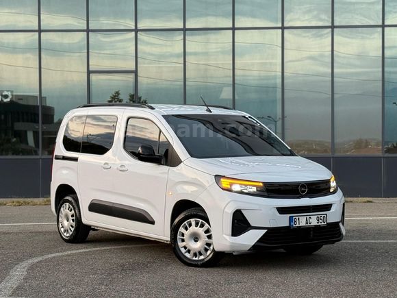 Sahibinden Opel Combo 1.5 CDTI Essential 2024 Model