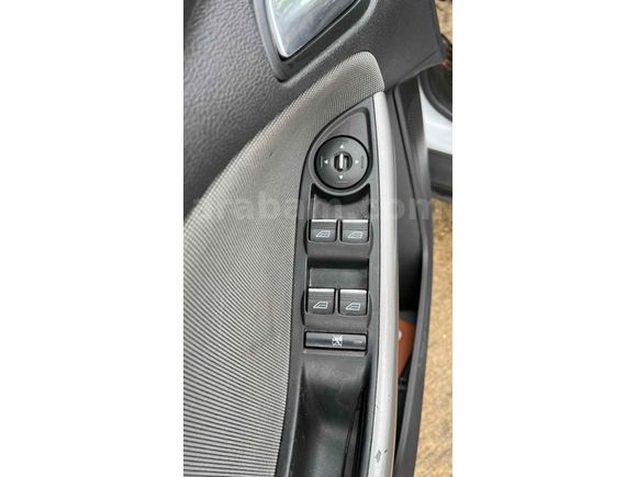 Sahibinden Ford Focus 1.6 TDCi Trend 2012 Model 