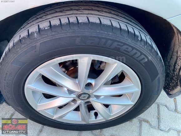 2016 DİZEL OTOMATİK MEGANE TOCH FIRSAT ARACI