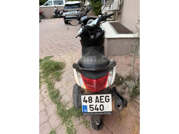 MEMUR DAN NMAX