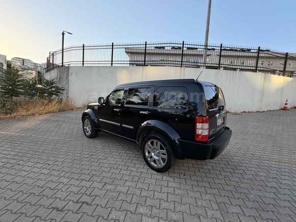 Sahibinden Dodge Nitro 2.8 CRD SXT 2010 Model 