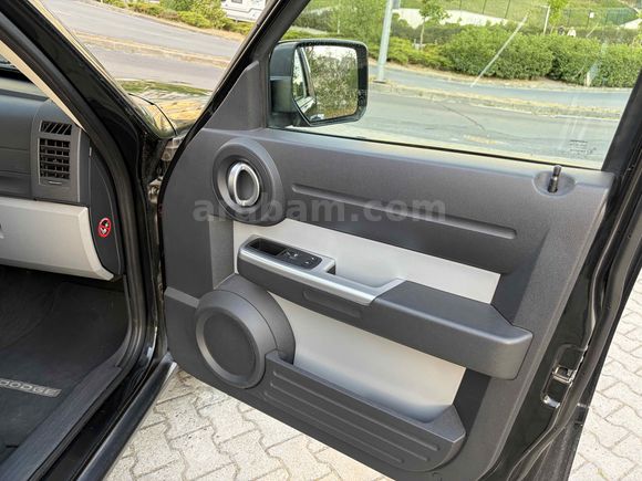 Sahibinden Dodge Nitro 2.8 CRD SXT 2010 Model 