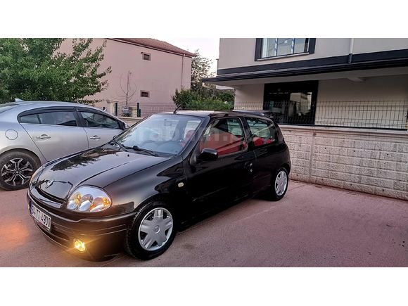 Sahibinden Renault Clio 1.6 RXT 2000 Model