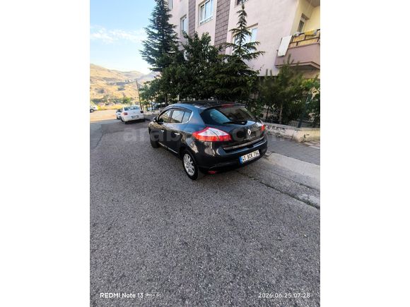 Sahibinden Renault Megane 1.6 Privilege 2010 Model