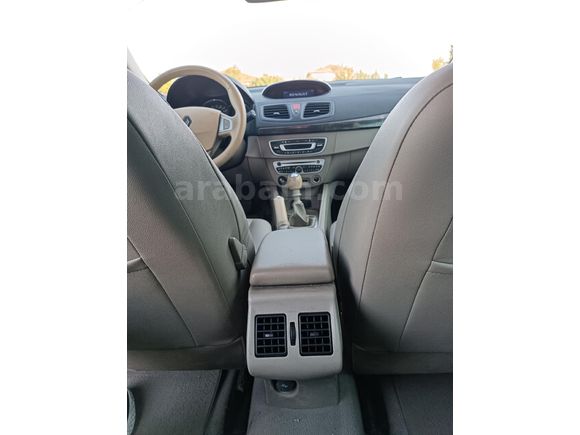 Sahibinden Renault Megane 1.5 dCi Privilege 2011 Model
