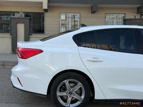 EDEBALI'DAN 70.00 KM DE FOCUS KREDİ KARTINA TAKSİT İMKANI