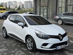 EDEBALI'DAN 2018 MAKYAJLI CLİO KARTA TAKSİT İMKANI