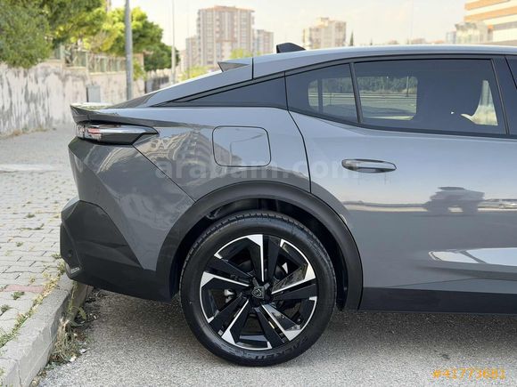 EDEBALI'DAN 2025 ALLURE 7 BİN KM KARTA TAKSİT İMKANI