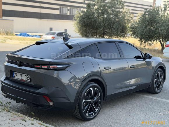 EDEBALI'DAN 2025 ALLURE 7 BİN KM KARTA TAKSİT İMKANI