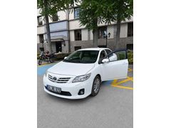 Sahibinden Toyota Corolla 1.6 Comfort 2013 Model  156.000 km Beyaz