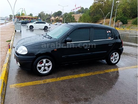 Sahibinden Renault Clio 1.4 RXT 2001 Model