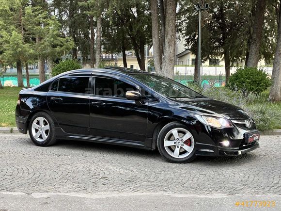 2010 OTOMATİK ELEGANCE MAKYAJLI KASA CİVİC