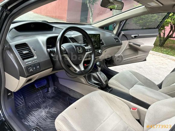 2010 OTOMATİK ELEGANCE MAKYAJLI KASA CİVİC