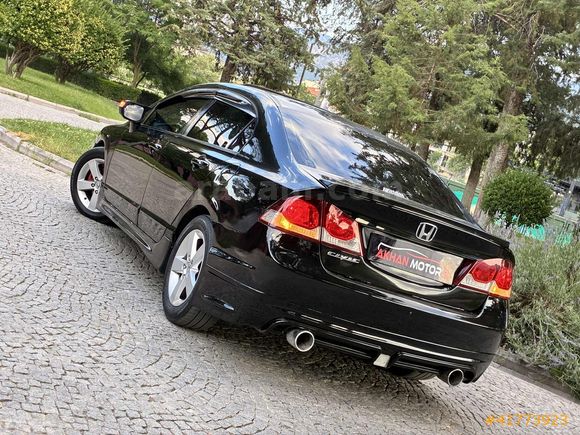 2010 OTOMATİK ELEGANCE MAKYAJLI KASA CİVİC