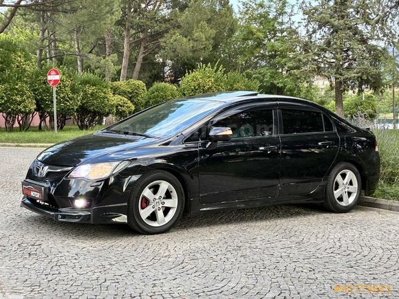 2010 OTOMATİK ELEGANCE MAKYAJLI KASA CİVİC