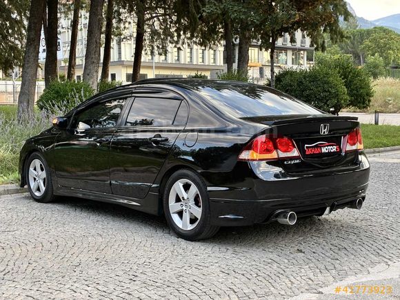 2010 OTOMATİK ELEGANCE MAKYAJLI KASA CİVİC